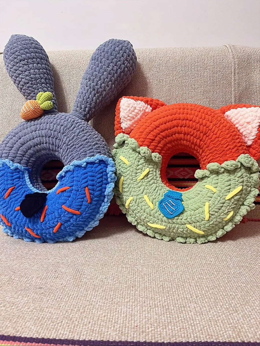 Crochet Donut Pillow Tutorial
