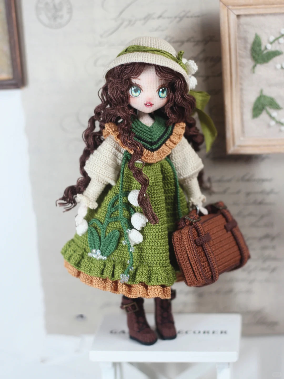 Amigurumi Crochet Doll Pattern, Doll PIA, pdf
